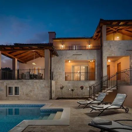 Villa Luxury San Heated Pool Sauna