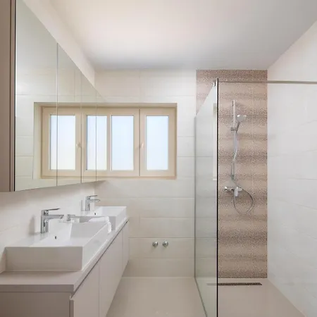 Luxury San Heated Pool Sauna Villa