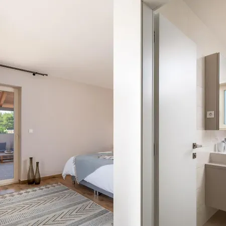 Villa Luxury San Heated Pool Sauna