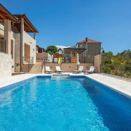 Villa Luxury San Heated Pool Sauna