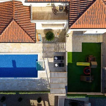 Villa Luxury San Heated Pool Sauna *