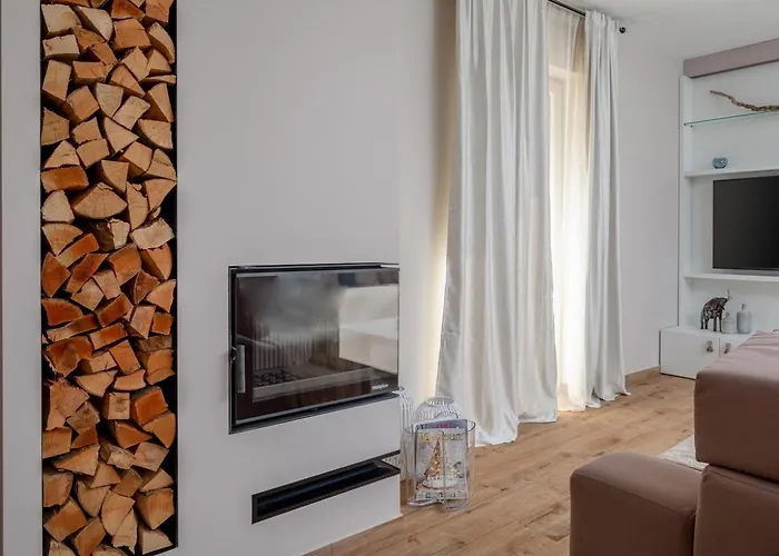 Luxury San Heated Pool Sauna Вилла